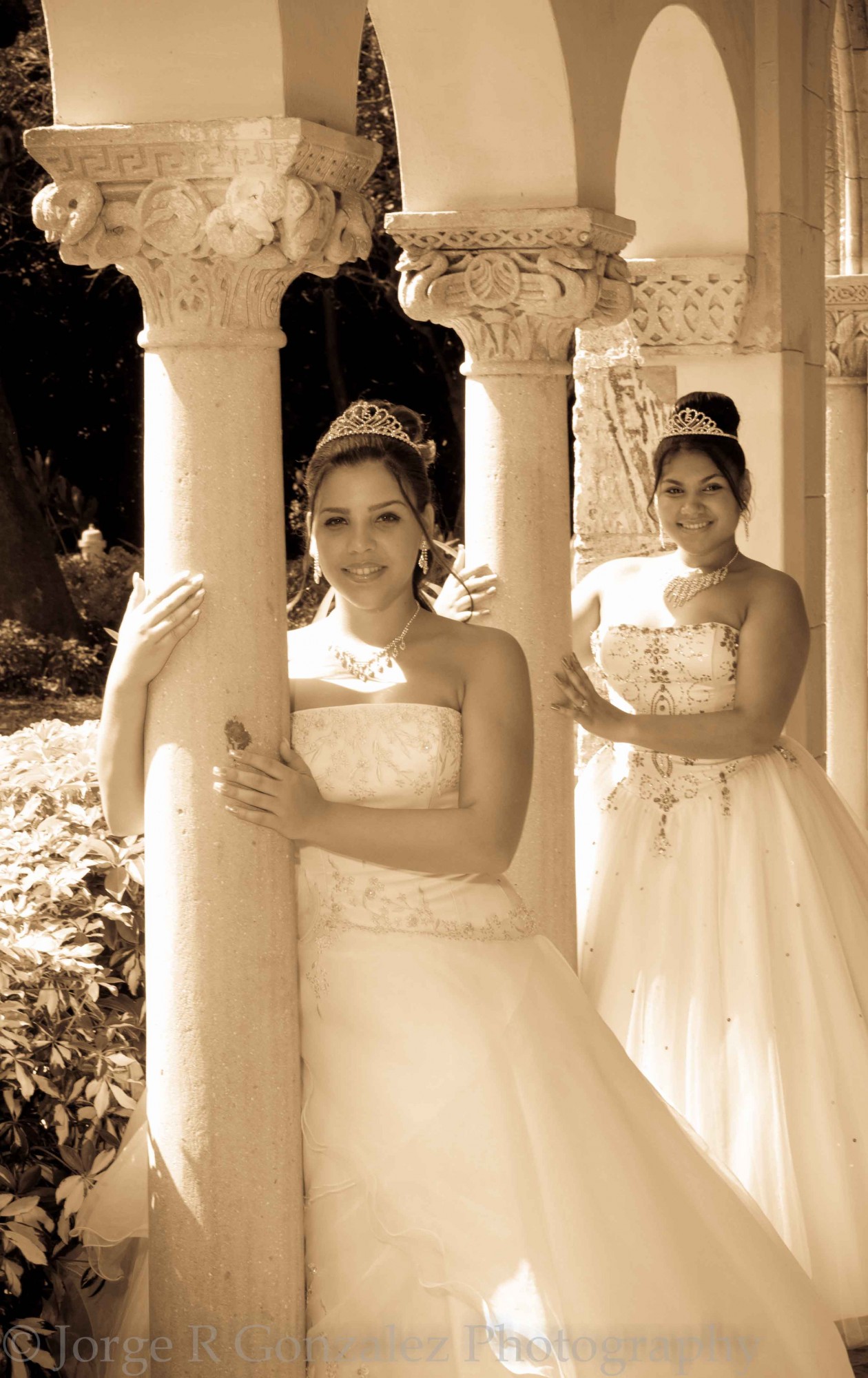 Double Shoot: Quinceañeras at Deering Estate 